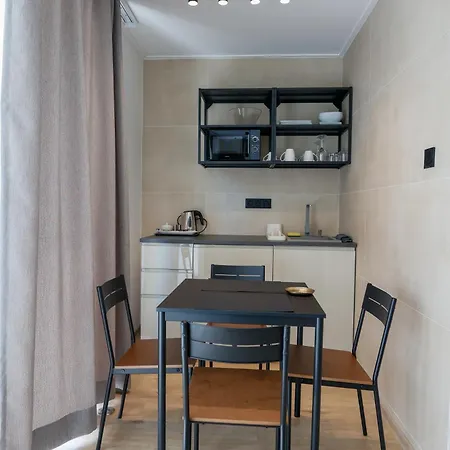 Apartman Gyulai Varpark 2 *